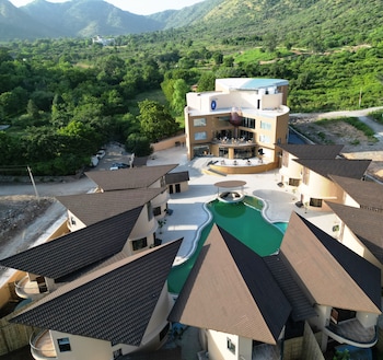 the qualia resort club and brewery