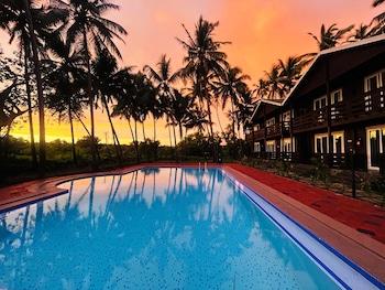 seclude eco cottages