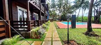 seclude eco cottages