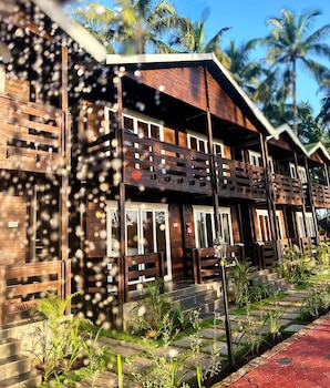 seclude eco cottages