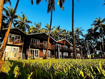 seclude eco cottages