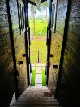 seclude eco cottages