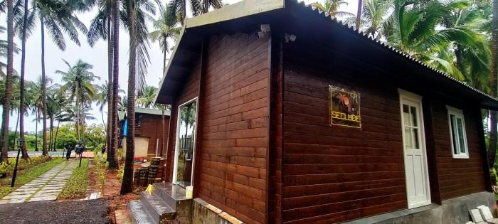 seclude eco cottages