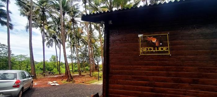 seclude eco cottages