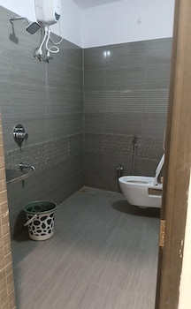 avinis garden and hotel by grb