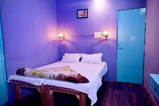Banaras Rest House,,2 star