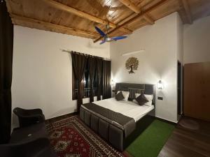 heaven by lake and woods