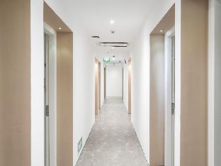 a hotel dickson stay from 9pm to 8am