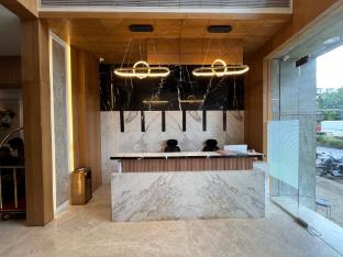 esquire hotel mumbai