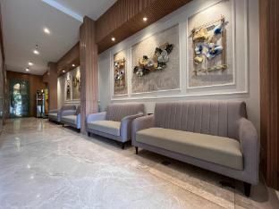 esquire hotel mumbai