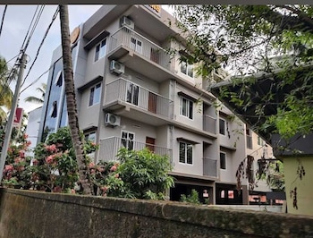 town inn apartments