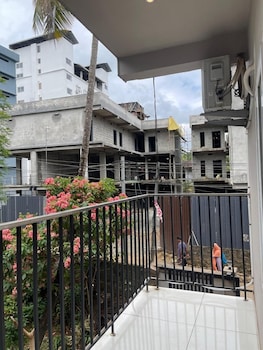 town inn apartments