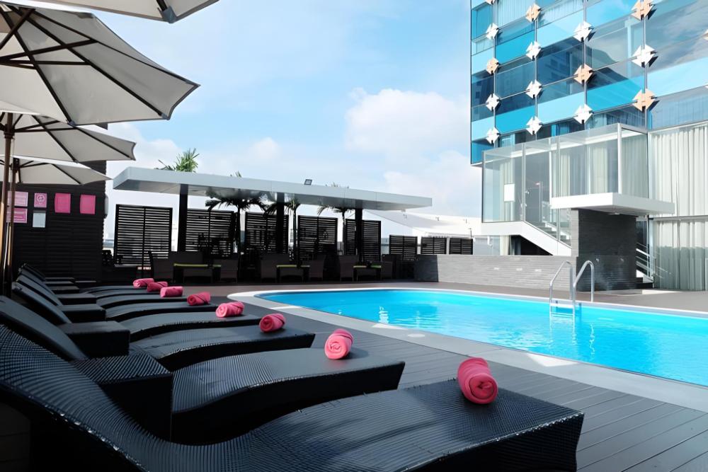 vela dhi glow pratunam