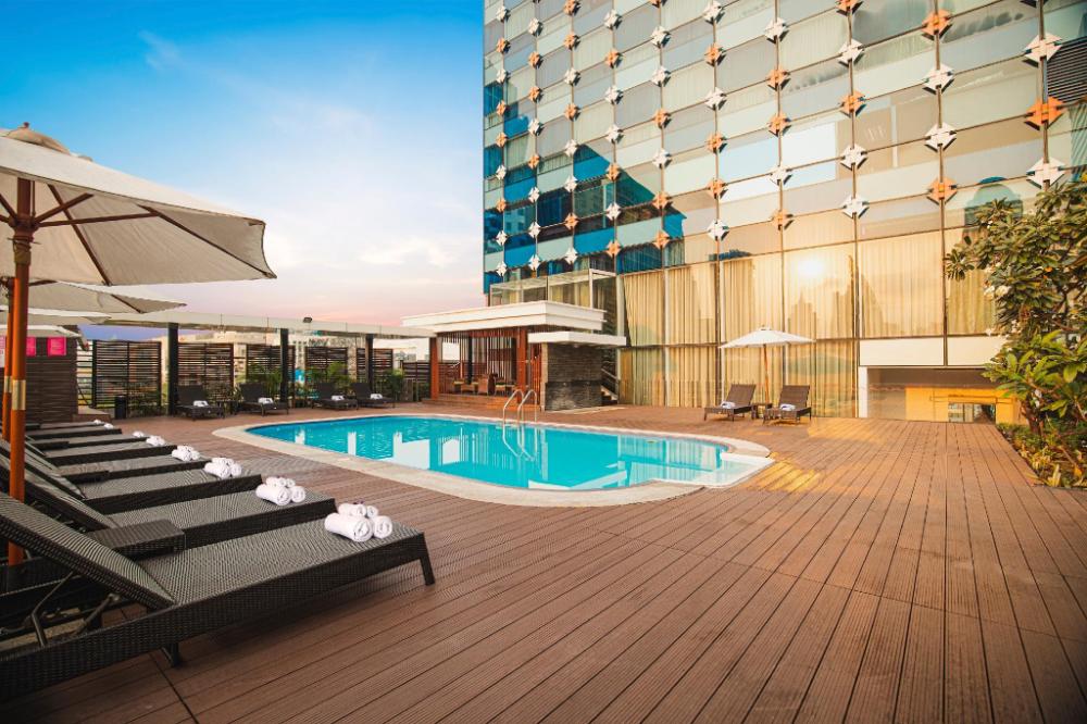 vela dhi glow pratunam