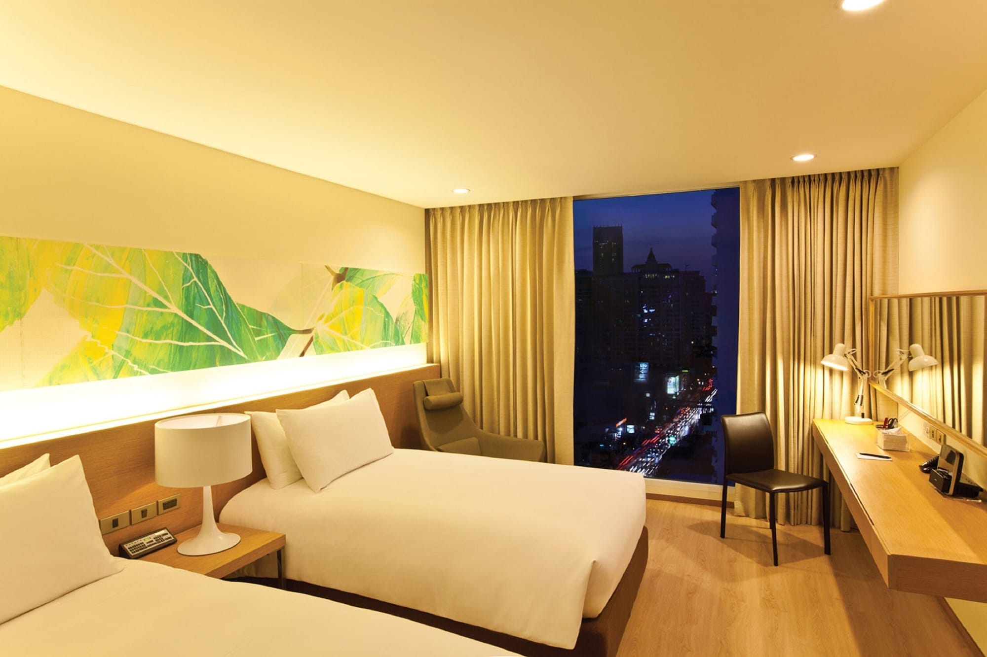 vela dhi glow pratunam