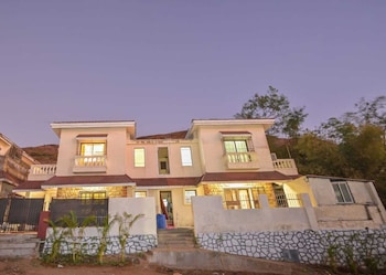 tokyo villa by staymatic villas