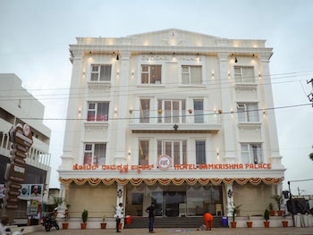 hotel ramkrishna palace