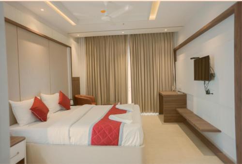 Hotel Ramkrishna Palace,,3 star