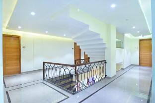 hotel shandon 2 mins from cannaught place