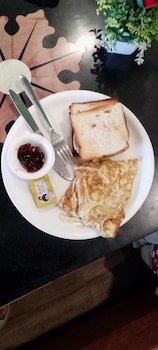 milestone homestay agra