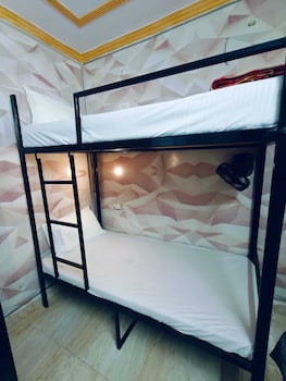 milestone homestay agra