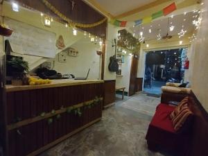 milestone homestay agra
