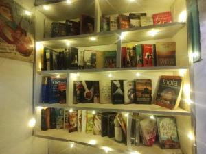 milestone homestay agra