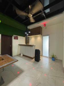 suthanthira stay inn