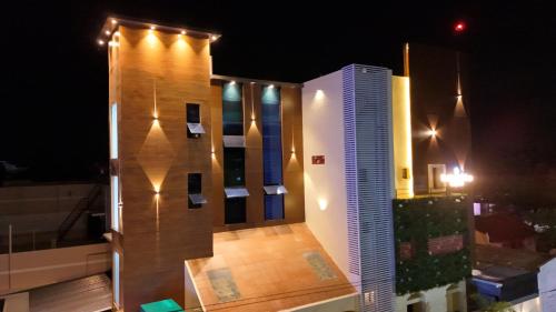 Suthanthira Stay Inn,,2 star