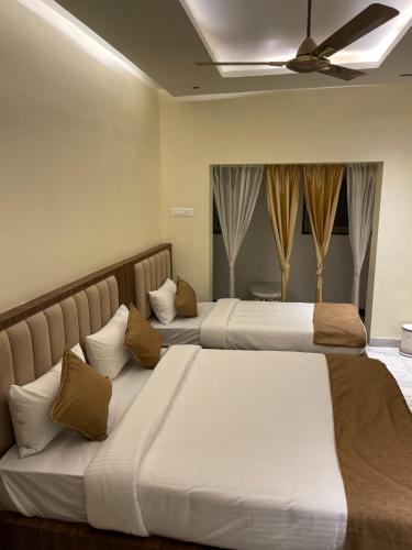 suthanthira stay inn