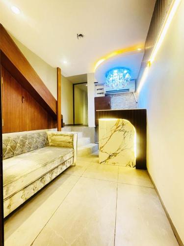 Hotel Winton,,1 star