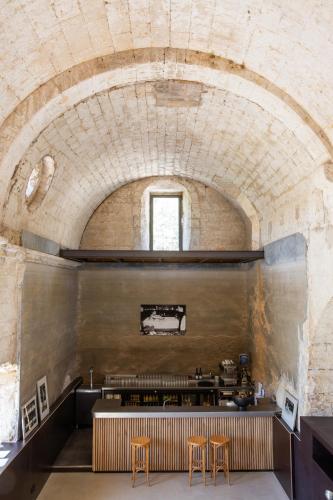prieure saint nicolas les maisons