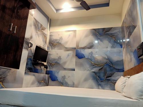 parivartan hotel and lodge