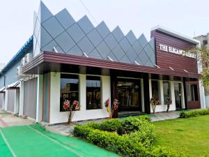 hotel o flagship the elegance resort