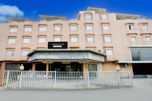 Townhouse Padav Square Gwalior Formerly Hotel Shelter,,4 star