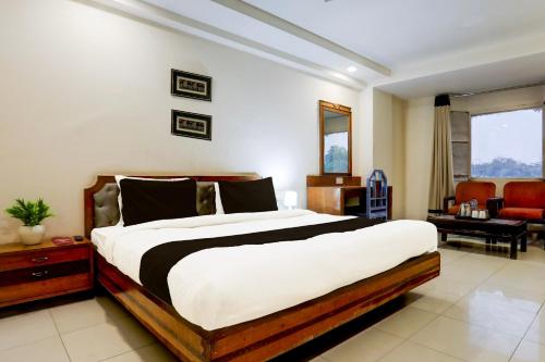 Townhouse Padav Square Gwalior Formerly Hotel Shelter,,4 star