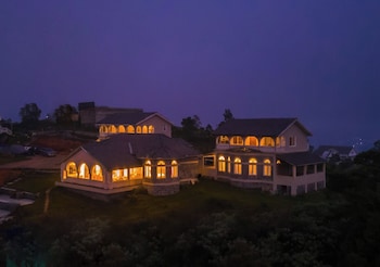 emerald stays ooty by voye homes