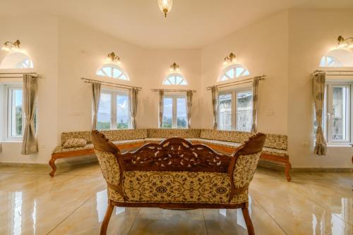 Emerald Stays Ooty By Voye Homes,,4 star