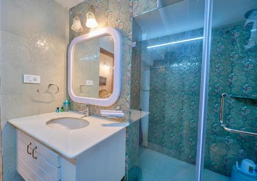 emerald stays ooty by voye homes