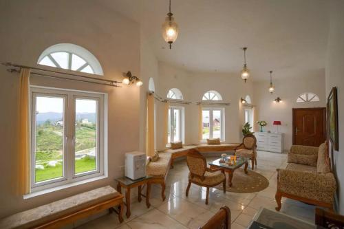 emerald stays ooty by voye homes