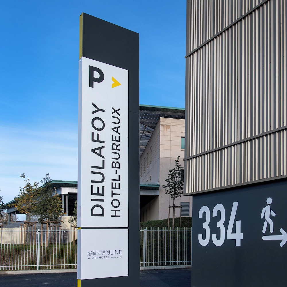 sevenline aparthotel purpan toulouse