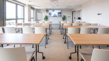 sevenline aparthotel purpan toulouse
