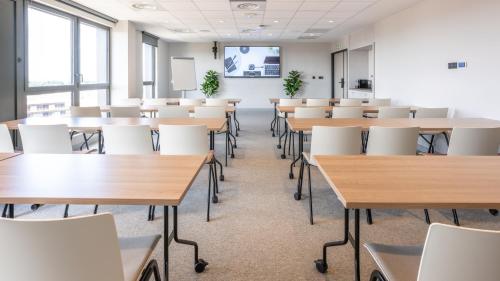 sevenline aparthotel purpan toulouse