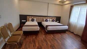 pph living rajathagiri palace premium
