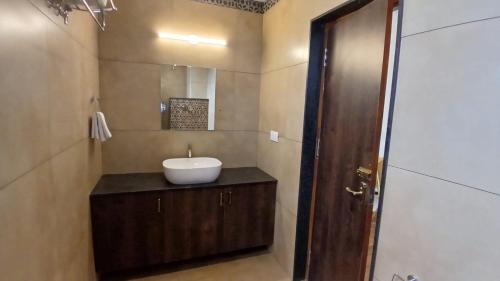 pph living rajathagiri palace premium