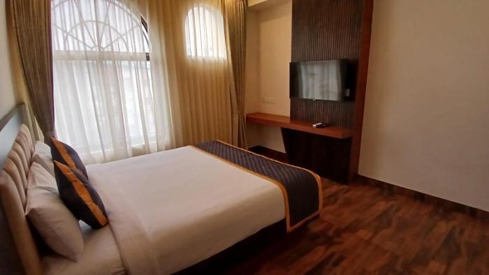 pph living rajathagiri palace premium