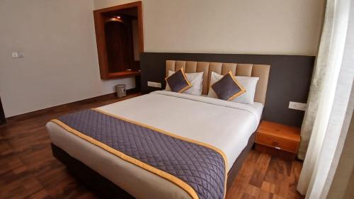 Pph Living Rajathagiri Palace Premium,,3 star