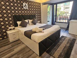 astha kandivali service apt