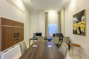 Abraj Inn Royal 2,Oqba Bin Nafie St,5 star
