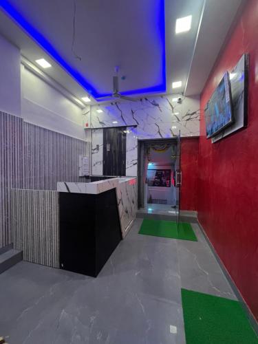 Hotel Powai Palace,,3 star